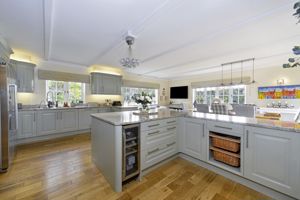 Photo 7- click for photo gallery